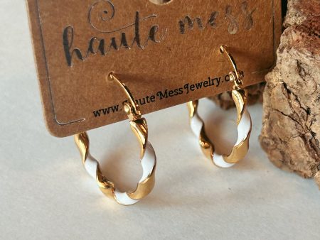 Gold and White Twisted Earrings GWT Hot on Sale